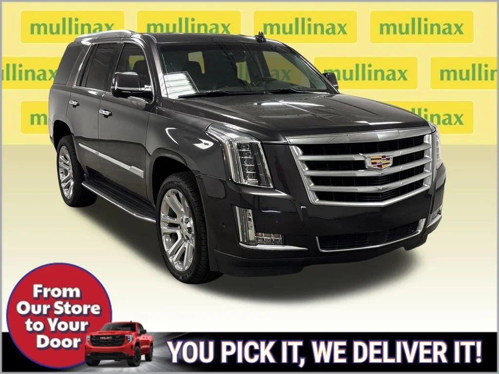 Used 2018 DARK GRANITE METALLIC Cadillac Premium Luxury image 2