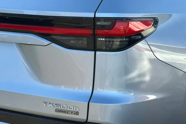 Used 2024 Silver Lexus 500h F SPORT Premium image 7