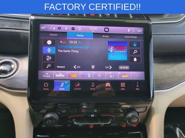 Used 2025 White Jeep Limited image 23
