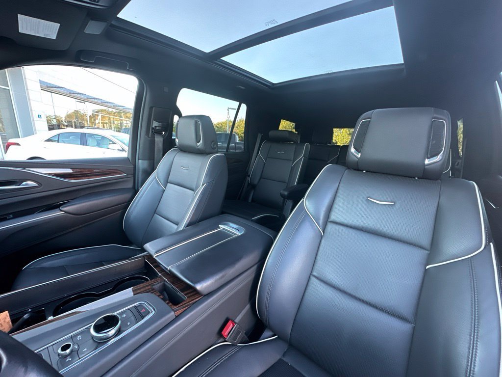 Used 2023 White Cadillac Premium Luxury image 15