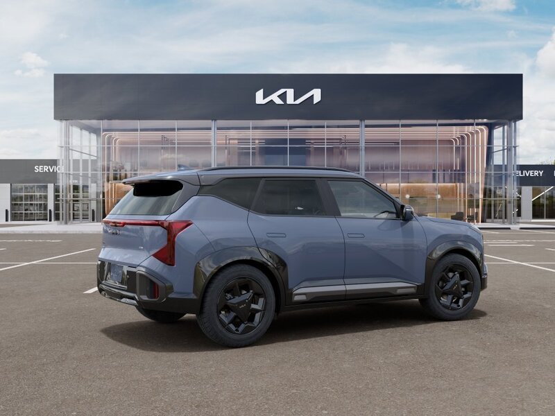 New 2027 Gray Kia X-Line S image 6