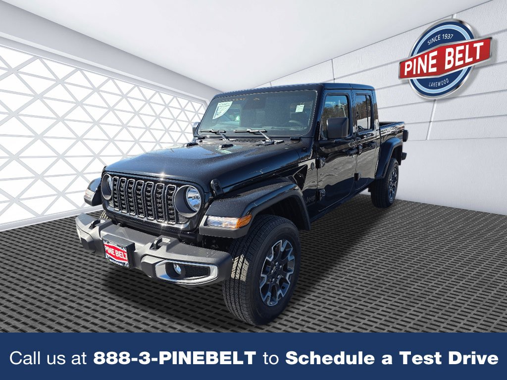 2026 Jeep Gladiator Sahara Auto's photo