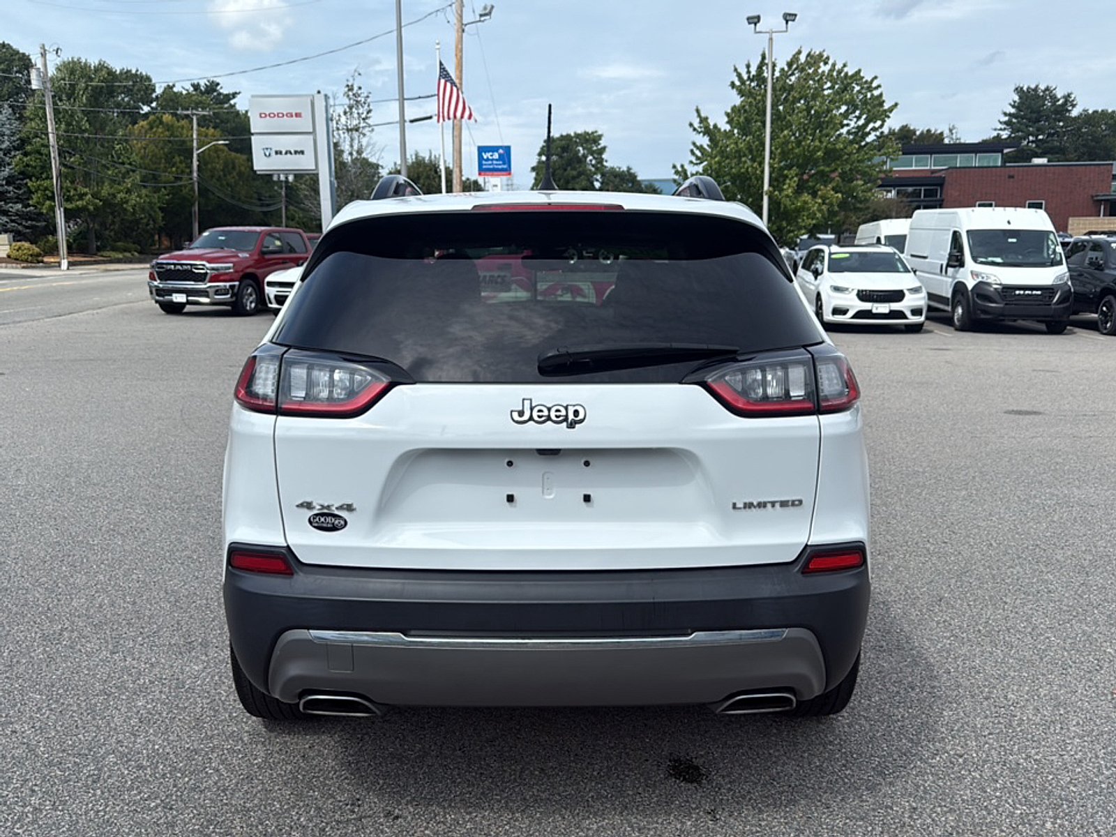 Used 2022 Bright White Clearcoat Jeep Limited 4x4 image 6