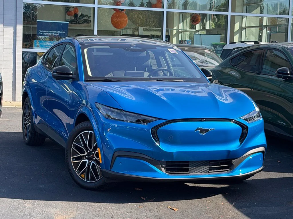 New 2026 Velocity Blue Metallic Ford Premium image 1