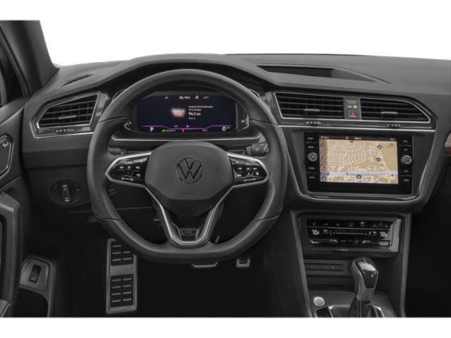 Used 2024  Volkswagen SEL R-Line image 7