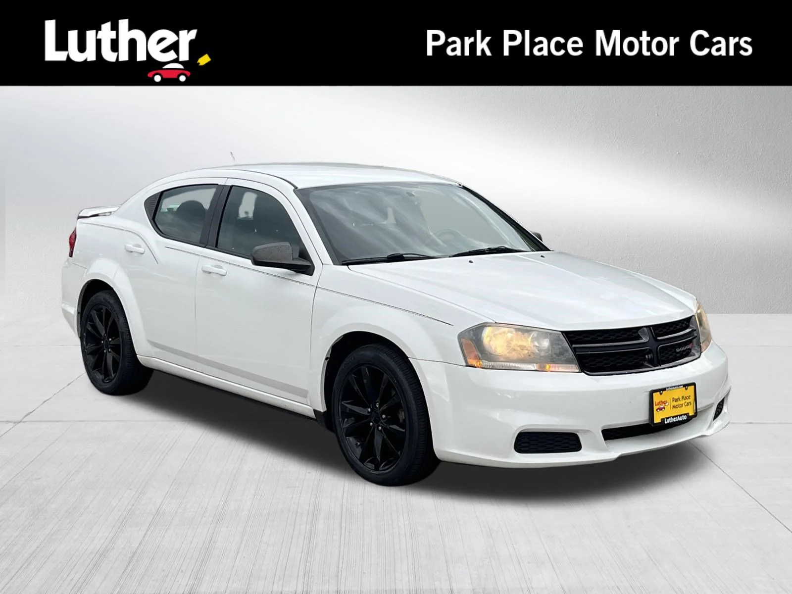2014 Dodge Avenger SE's photo