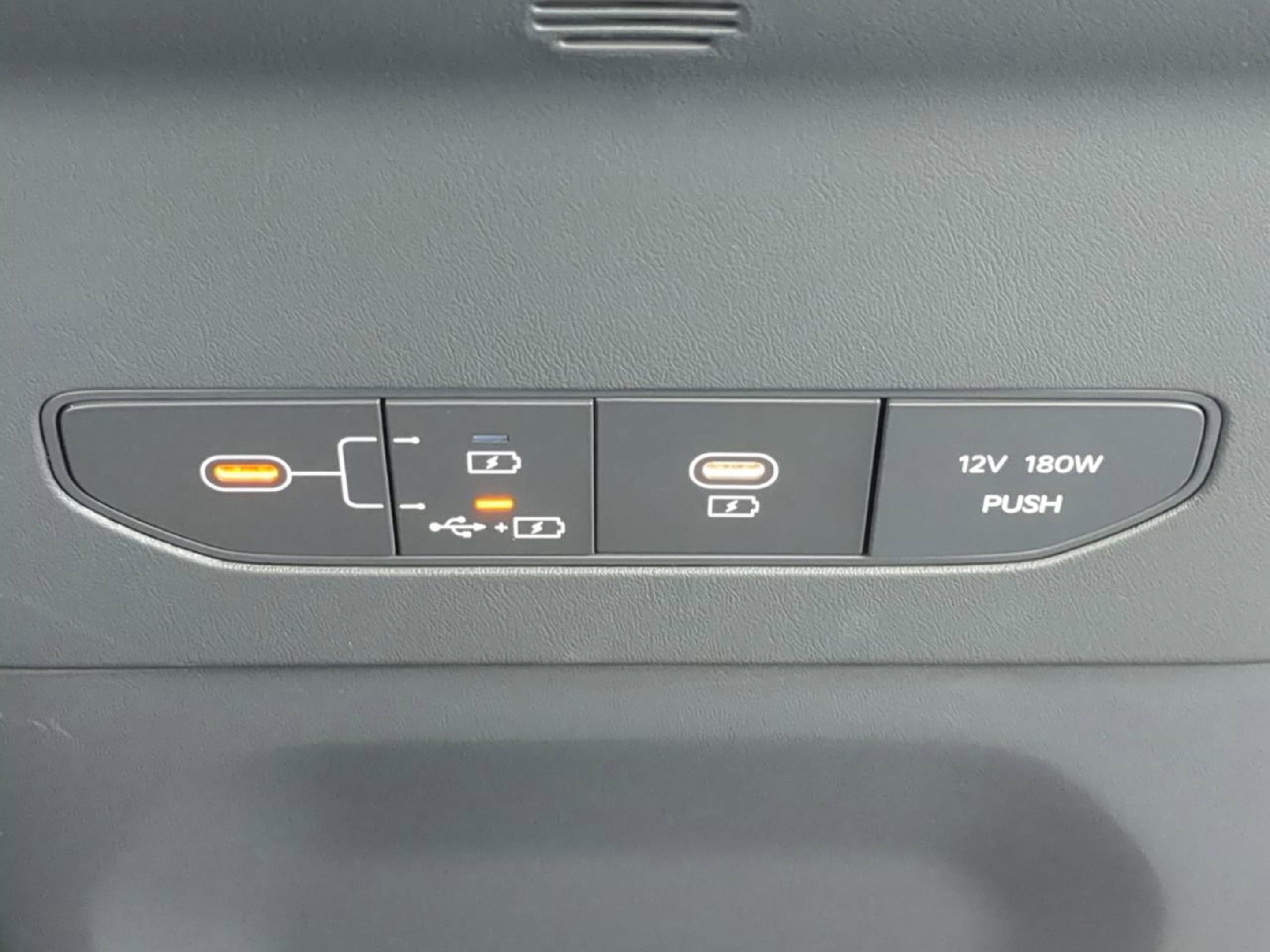 New 2026 Ivory Silver Kia Light Long Range image 24