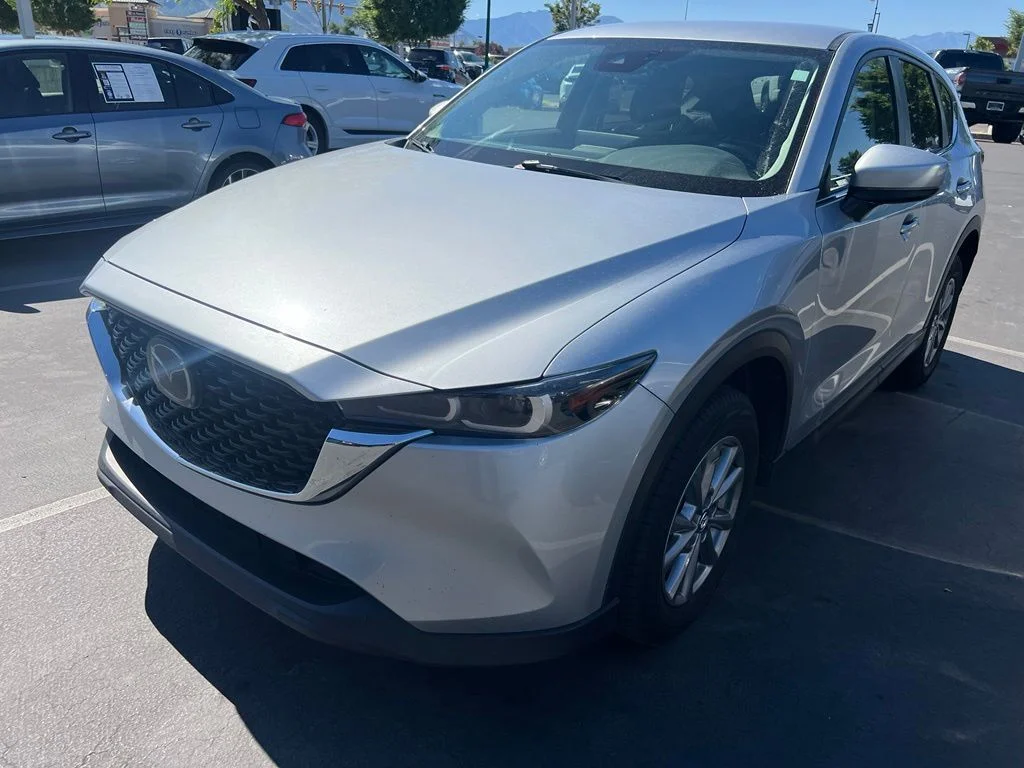 2023 Mazda CX-5 S Select Package Auto AWD's photo