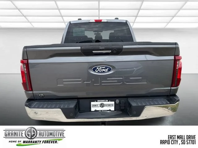 Used 2024 Grey Ford XLT image 4