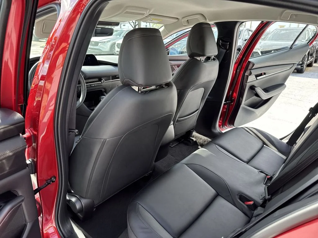 Used 2025 Red Mazda 2.5 S Select Sport image 34