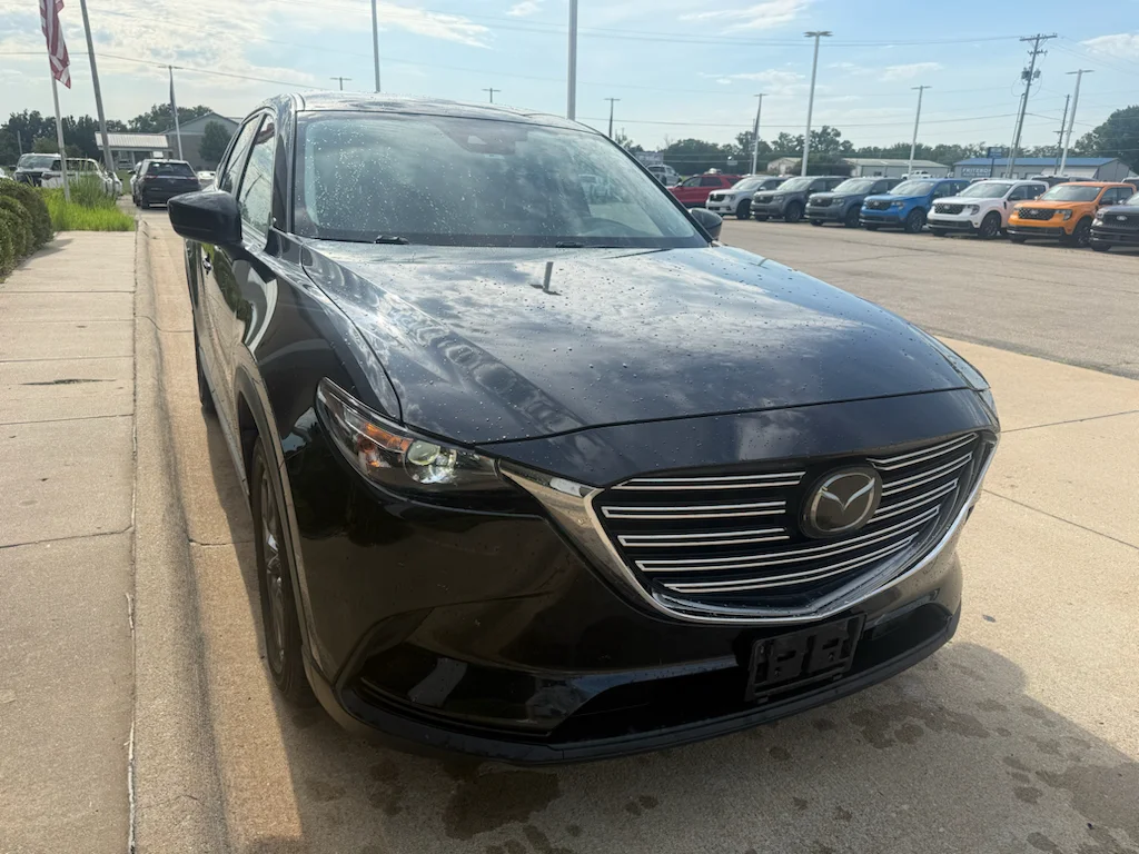 Used 2018 Jet Black Mica Mazda Sport image 3