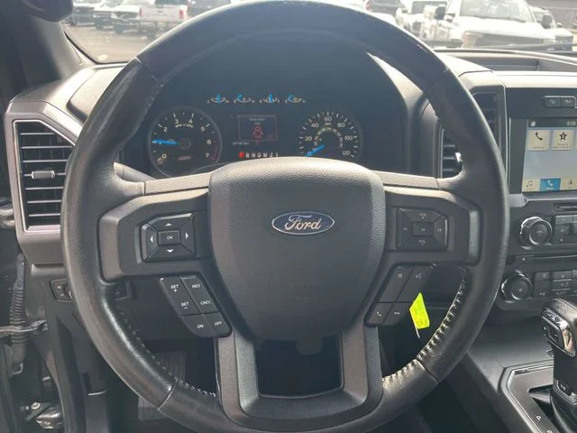 Used 2017 Gray Ford XLT image 22