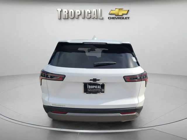 New 2027 Summit White Chevrolet LT image 4