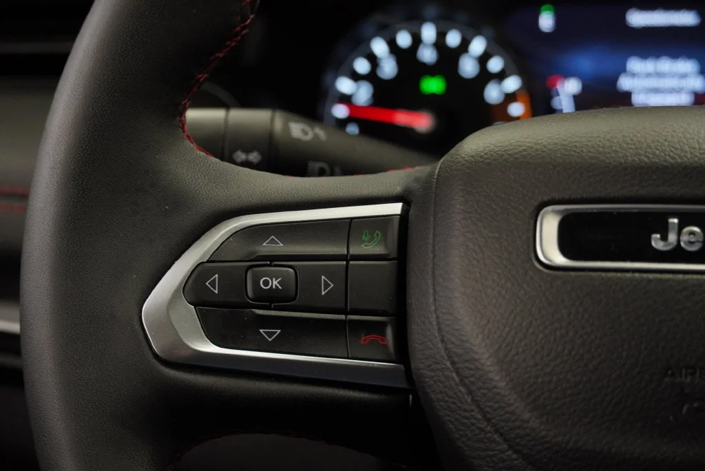 Certified Used 2025 Silver Jeep Trailhawk image 30