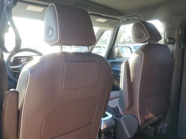 2025 Volkswagen ID. Buzz PRO S - Photo 12
