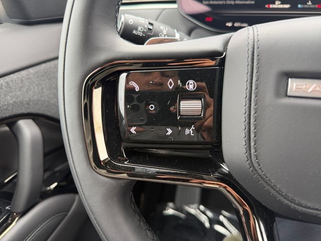 New 2026 Ostuni Pearl White Land Rover Dynamic SE image 22