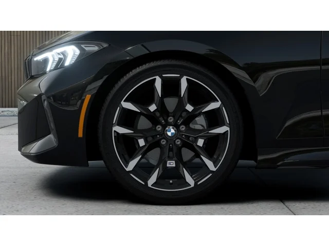 2026 BMW 3 Series 330i - Photo 7