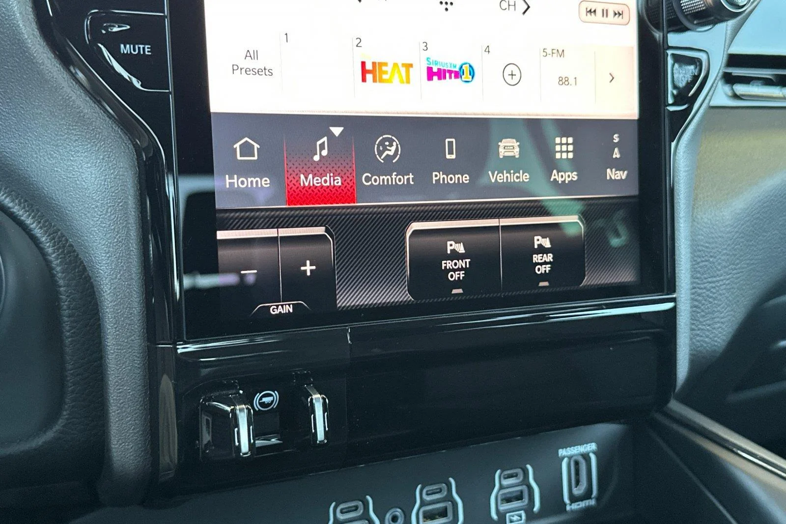 2026 RAM 1500 Rebel - Photo 20