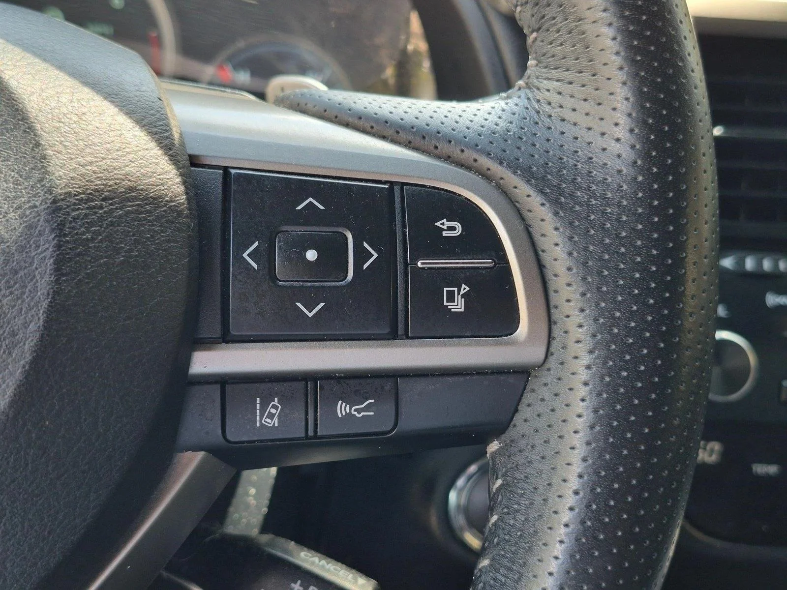 Used 2019 Ultra White Lexus RX 350 F SPORT image 11