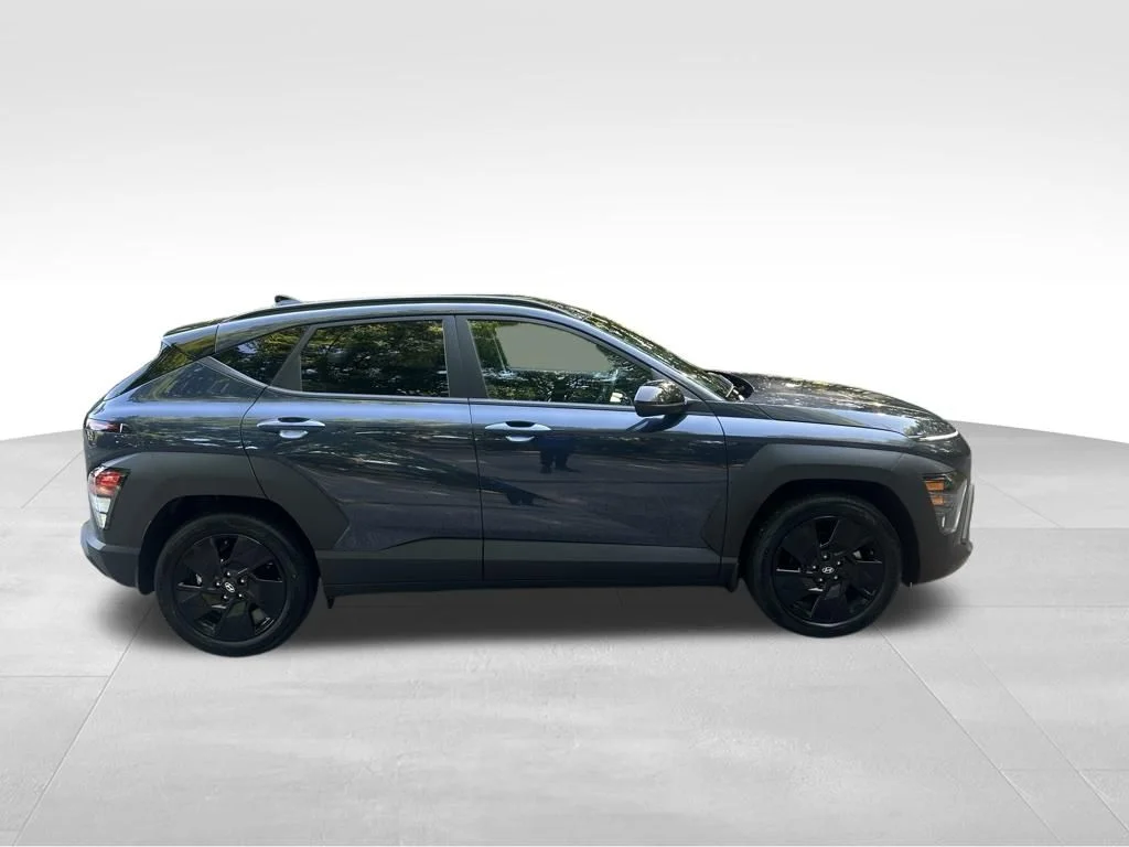 Used 2026 Blue Hyundai SEL Sport image 7
