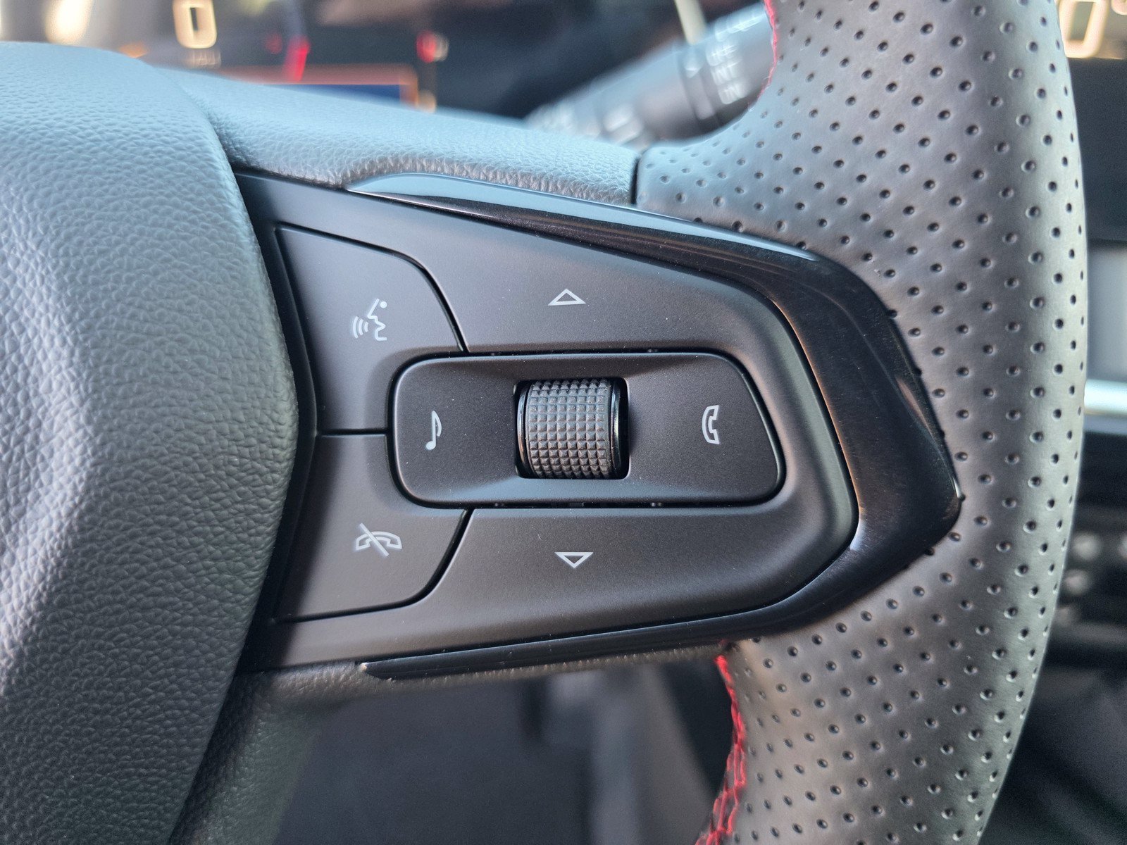 2026 Chevrolet Trax RS - Photo 34