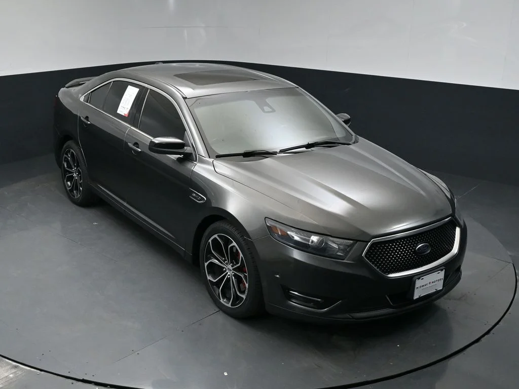 Used 2018 Gray Ford SHO image 35
