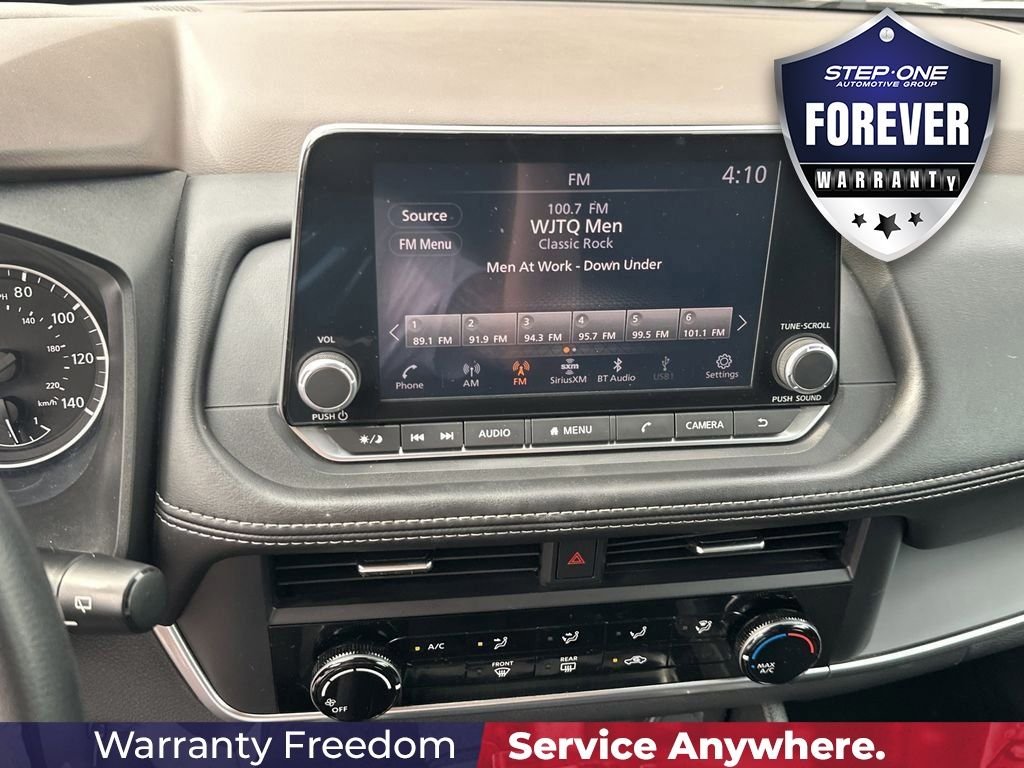 Used 2023 Gray Nissan S image 23