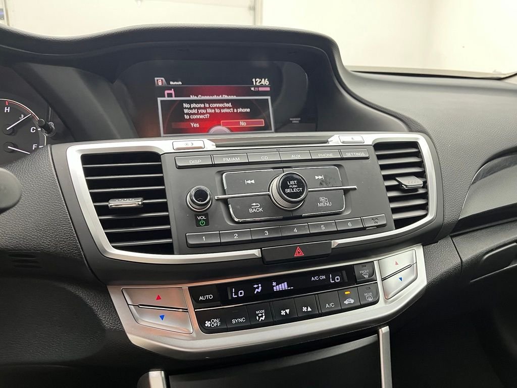 Used 2015 Alabaster Silver Metallic Honda Sport image 24