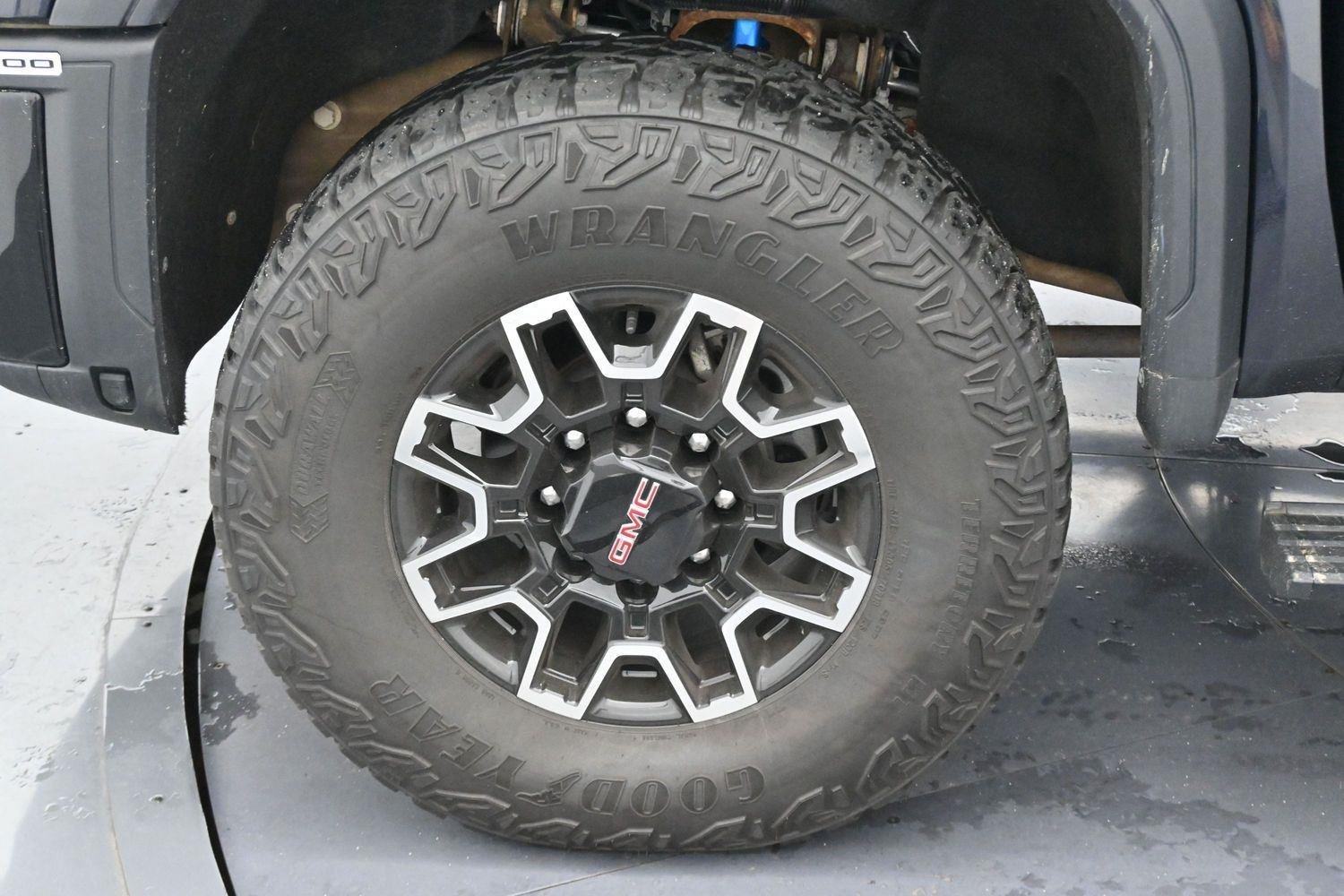 Used 2024 Titanium Rush Metallic GMC AT4X image 39