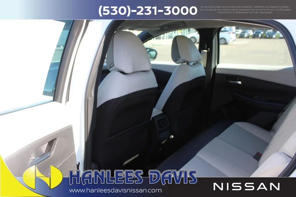 New 2026 White Nissan PLATINUM+ image 18