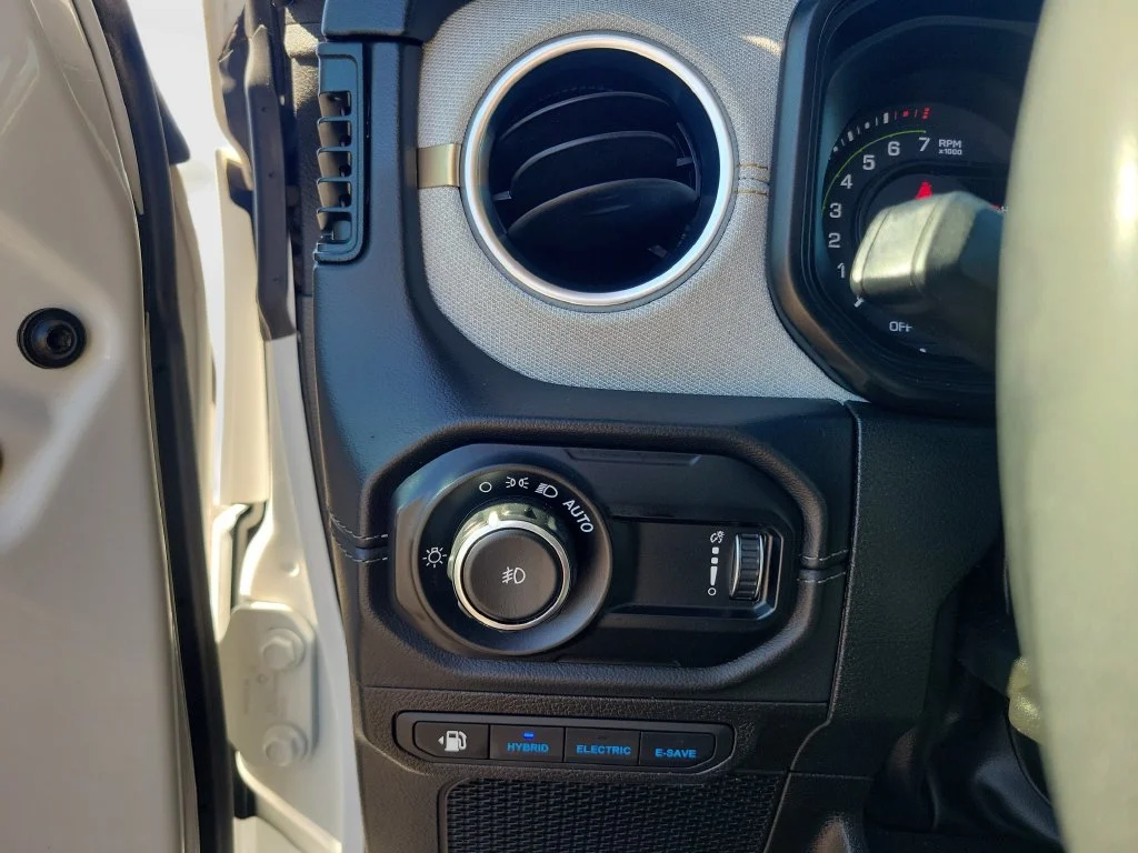 Certified Used 2024 White Jeep Sahara 4xe image 31