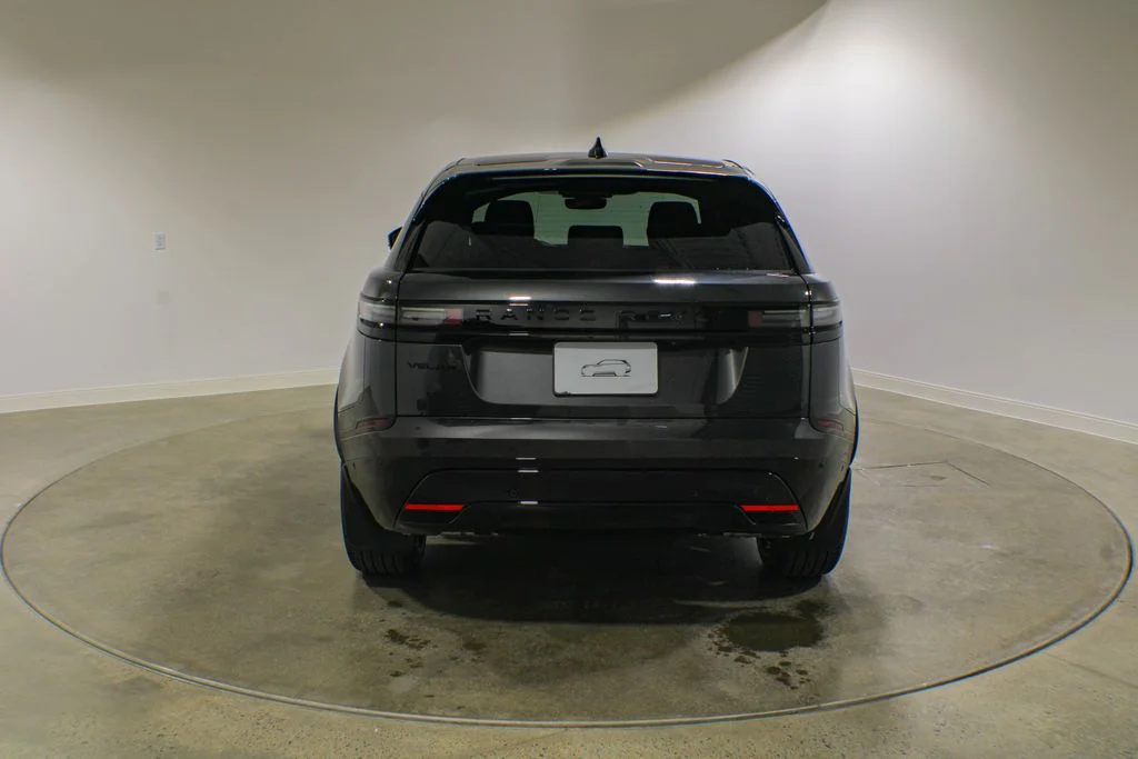 New 2026  Land Rover P250 Base image 4