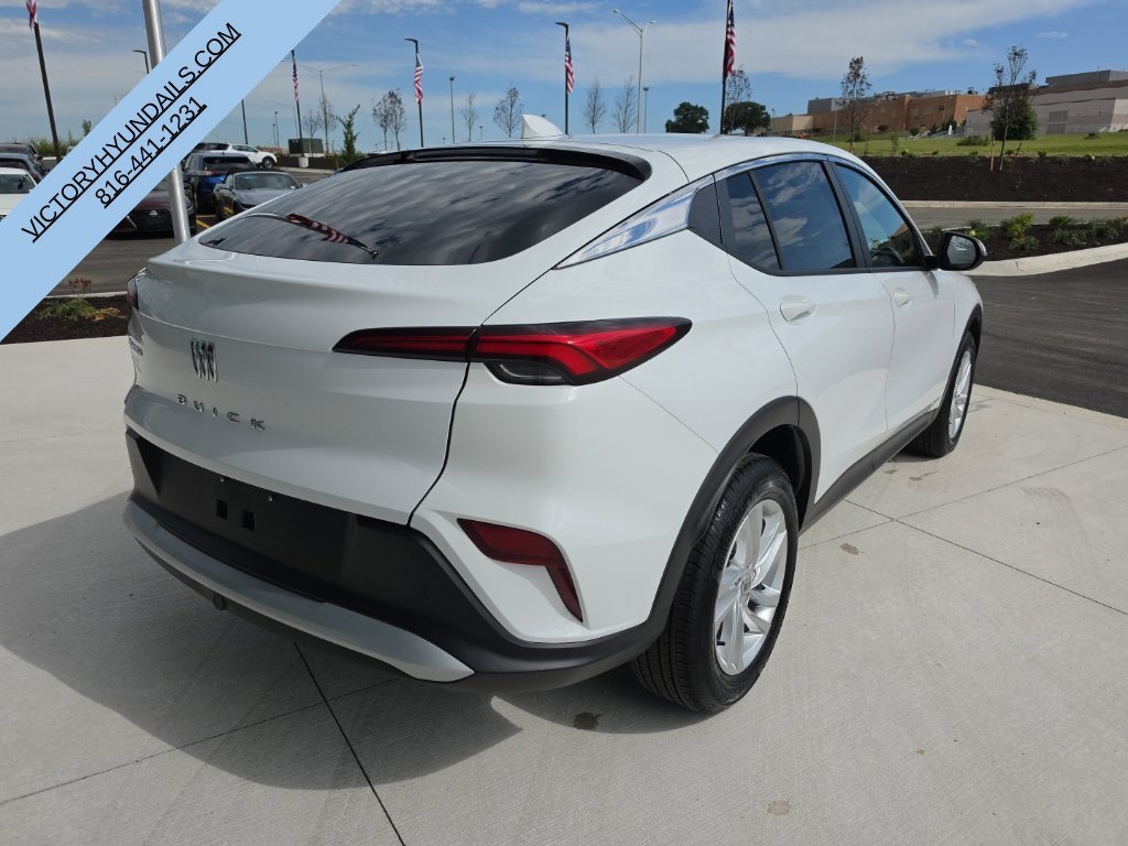 Used 2026 White Buick Preferred image 5