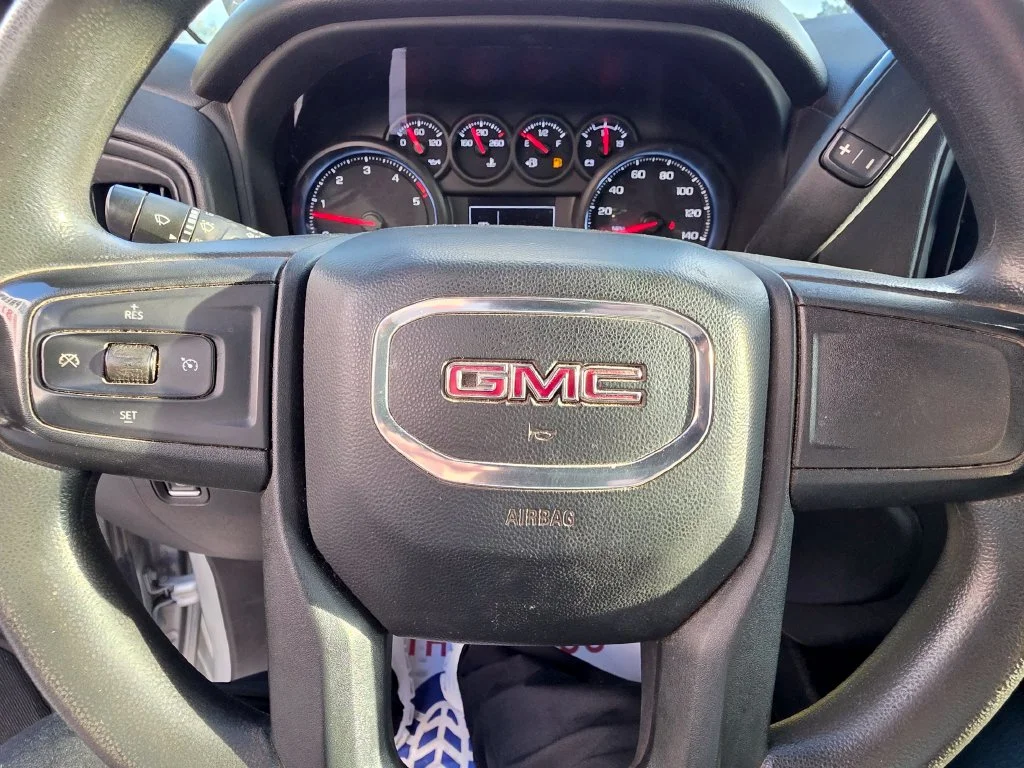 Used 2023 Silver GMC Pro image 19