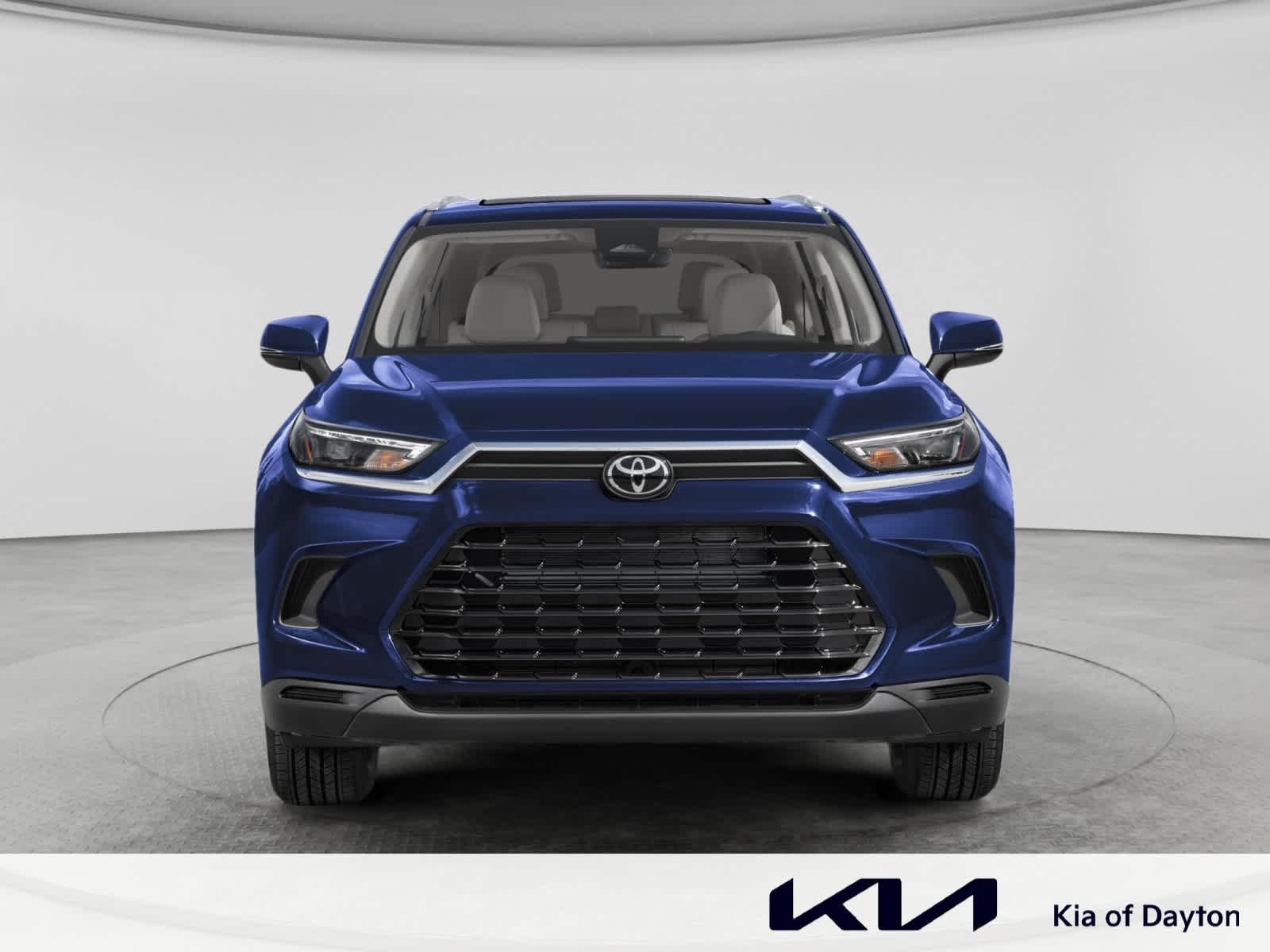 Used 2025 Cement Toyota Hybrid Nightshade Edition image 4