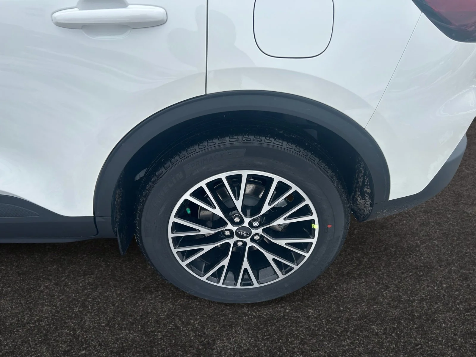New 2026 Star White Metallic Tri-Coat Ford PHEV image 9