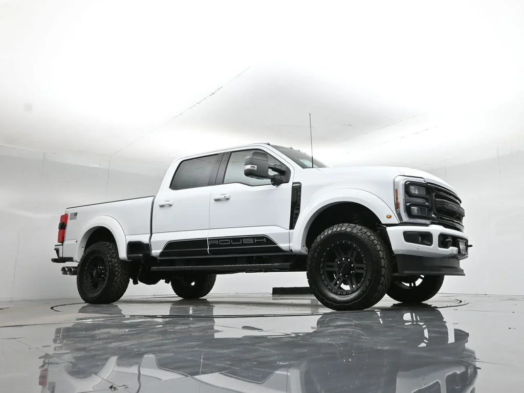 New 2026 Oxford White Ford Lariat image 3