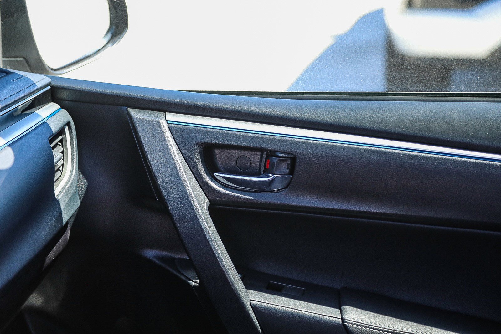 Used 2016 Black Sand Pearl Toyota S Plus image 27