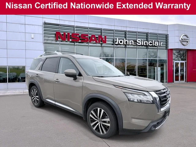 2023 Nissan Pathfinder Platinum