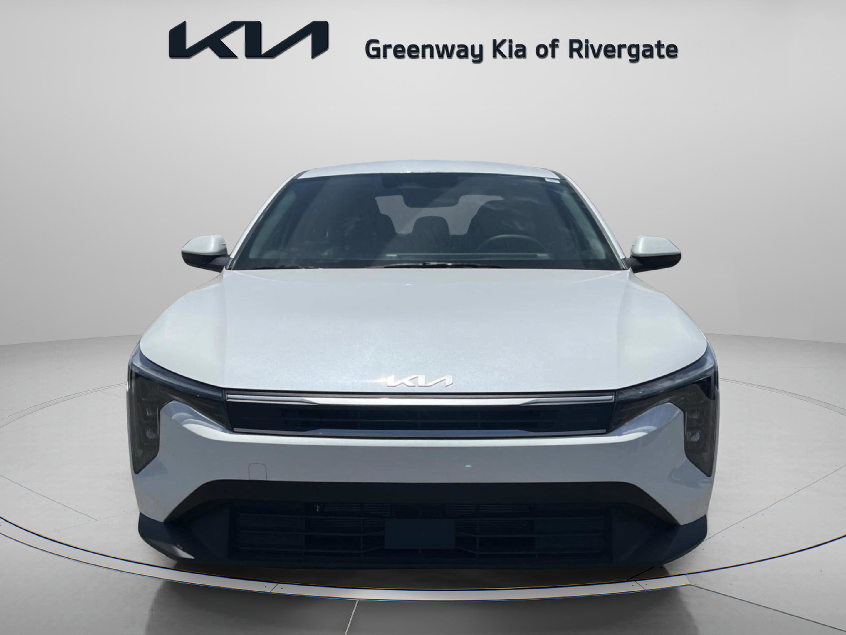 New 2026 Snow White Pearl Kia LX image 2