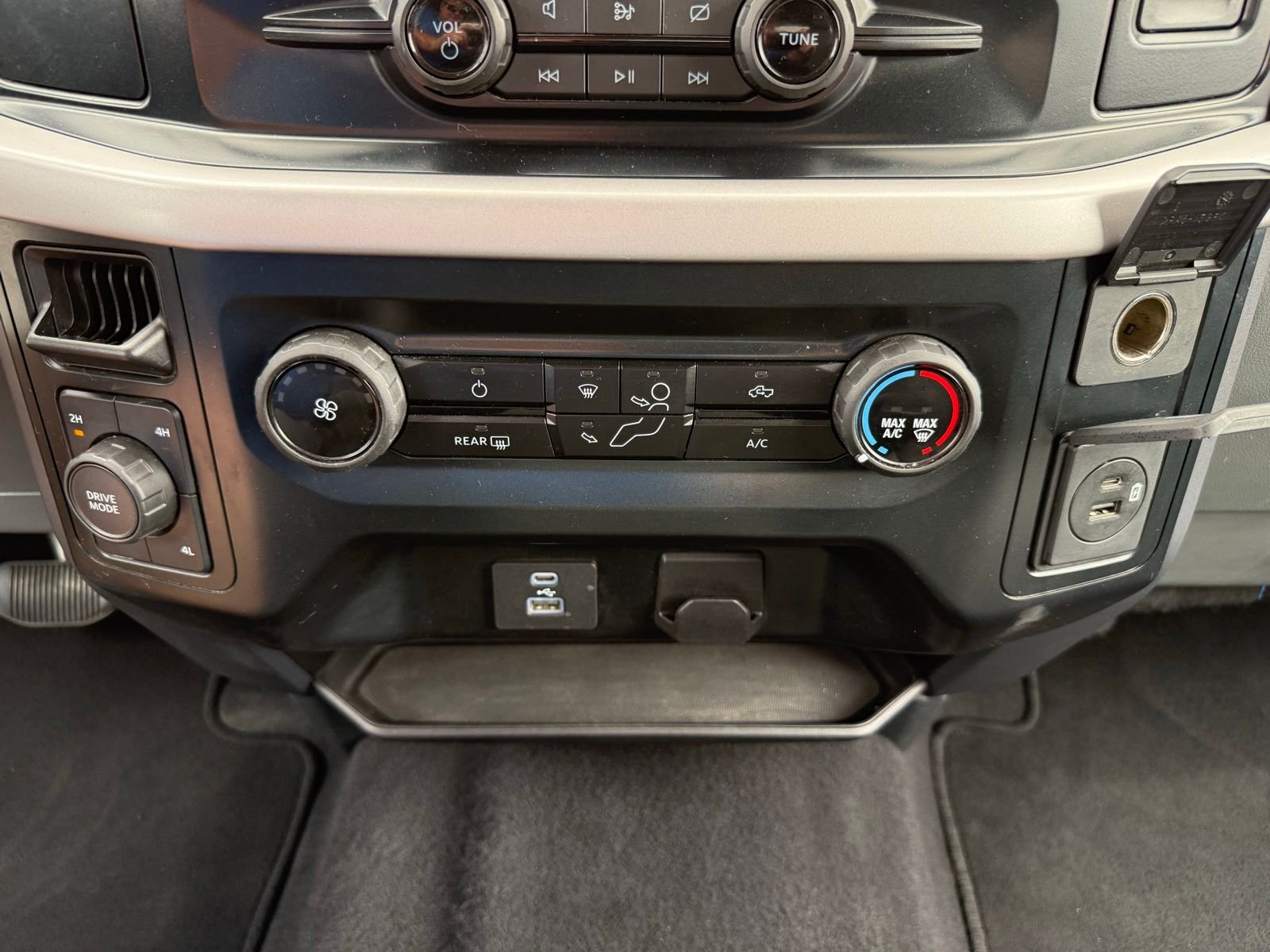 2023 Ford F-150 XLT - Photo 23