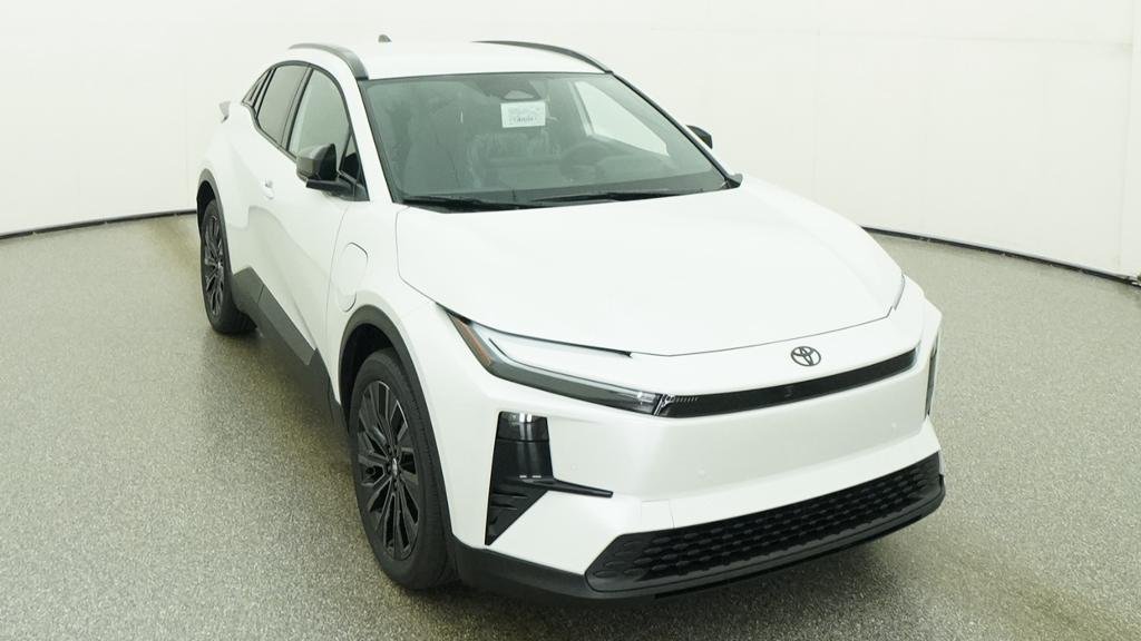 New 2026 Wind Chill Pearl Toyota XSE image 8