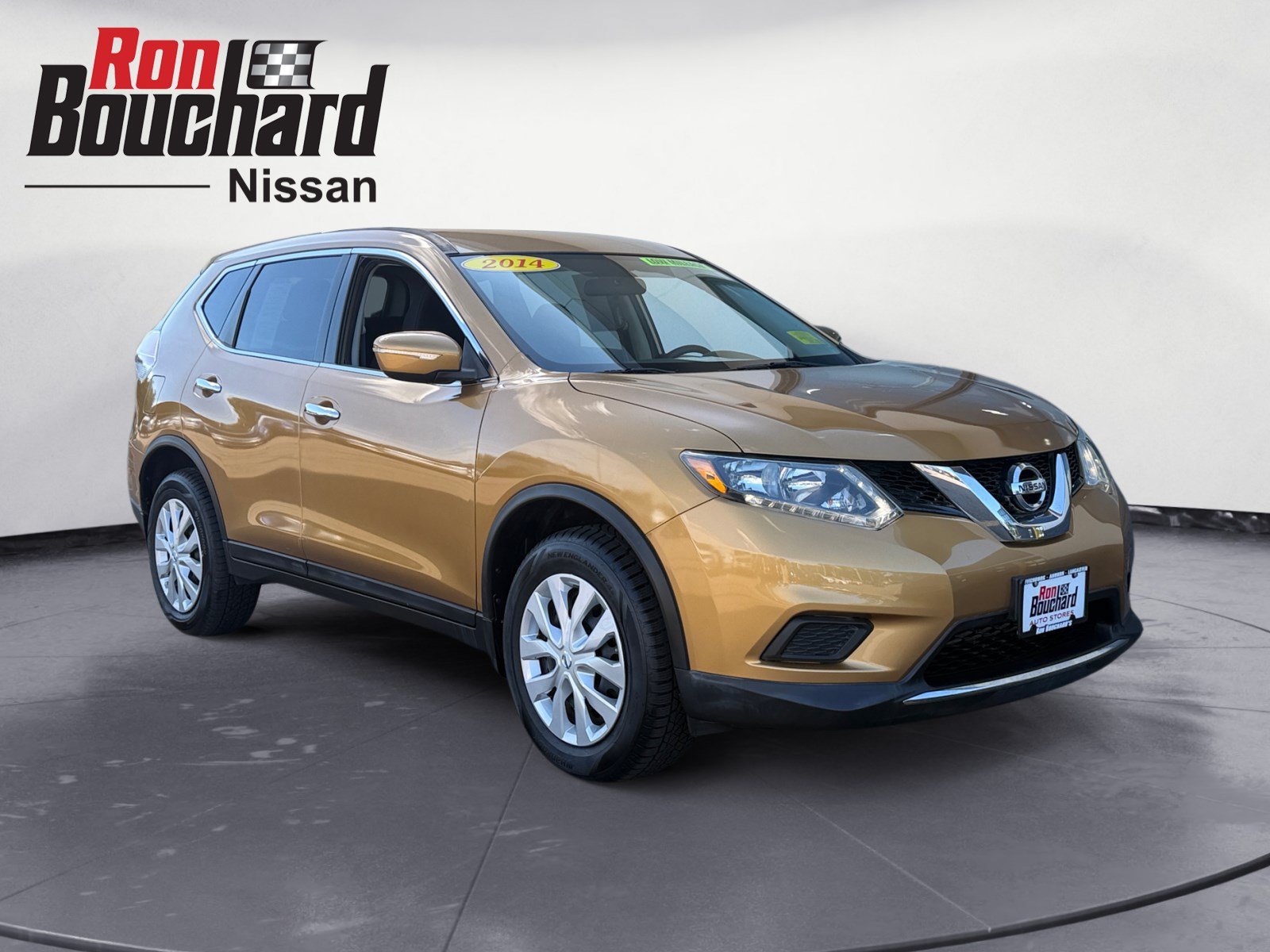 Used 2014 Saharan Sun Nissan S image 1