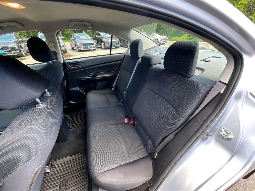 Used 2013 Silver Subaru 2.0i image 25