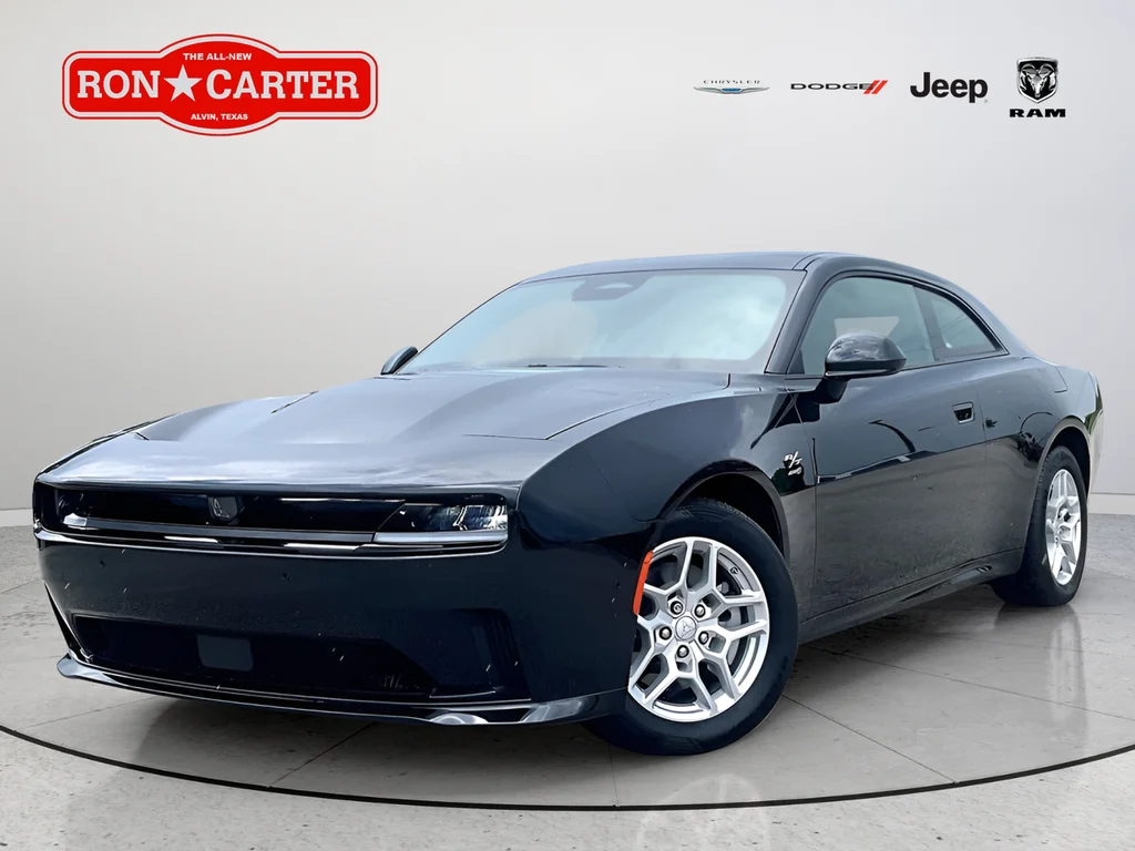 New 2025 Diamond Black Crystal Pearlcoat Dodge R/T image 3