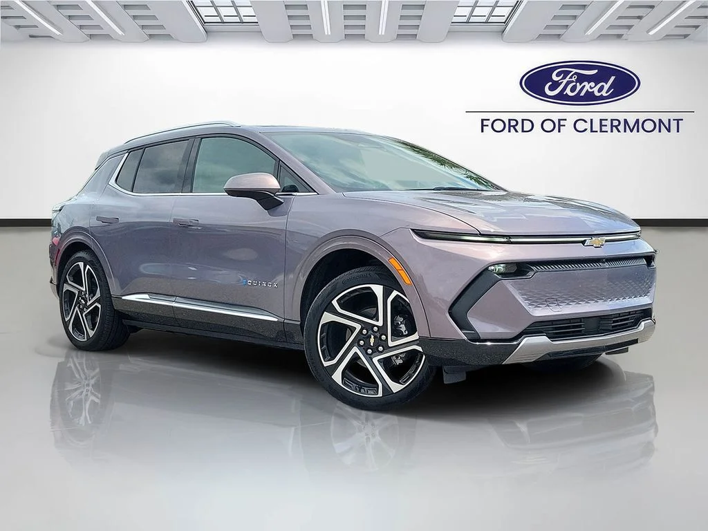 2025 Chevrolet Equinox EV 2LT FWD's photo