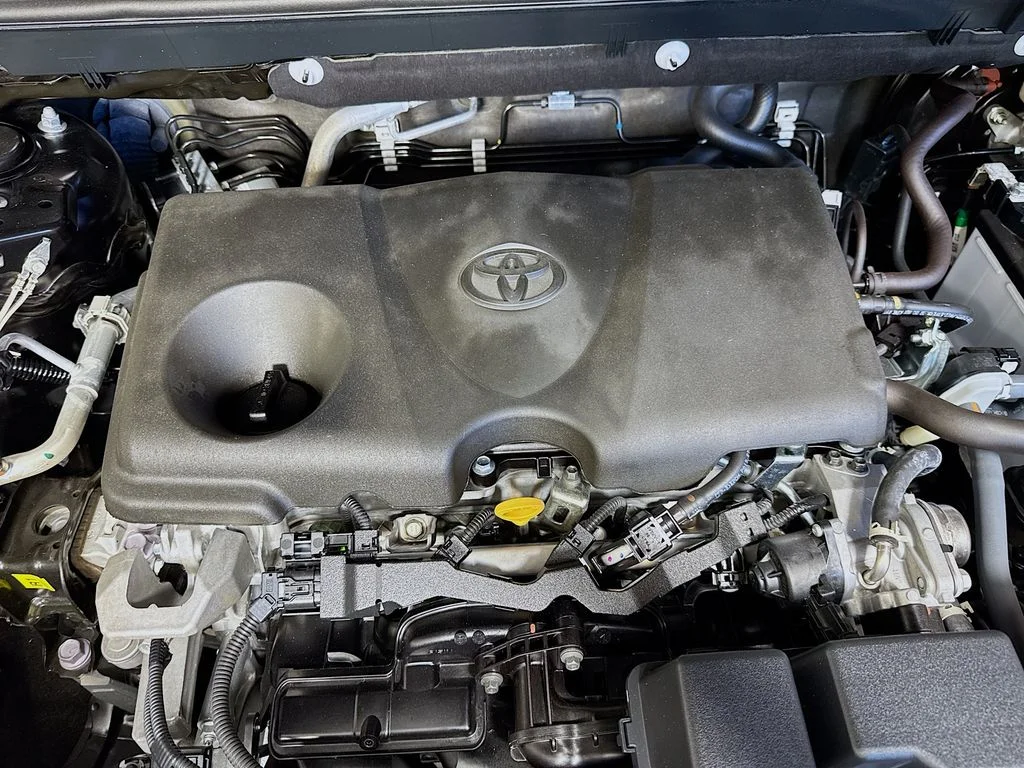 Used 2025 Black Toyota XLE image 37
