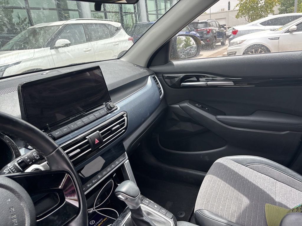 Certified Used 2022 Yellow Kia S image 29