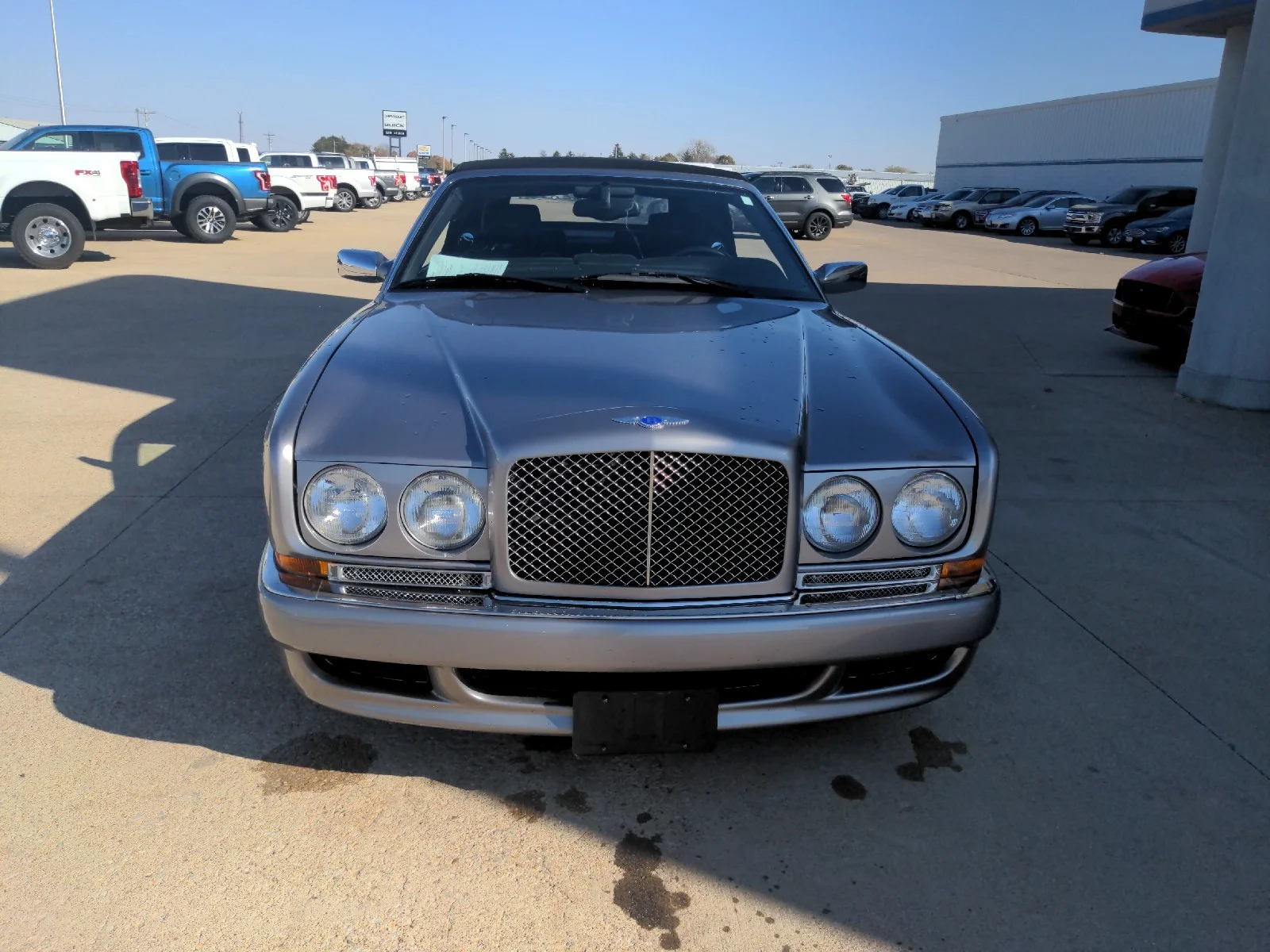 Used 2002 Silver Bentley  image 3