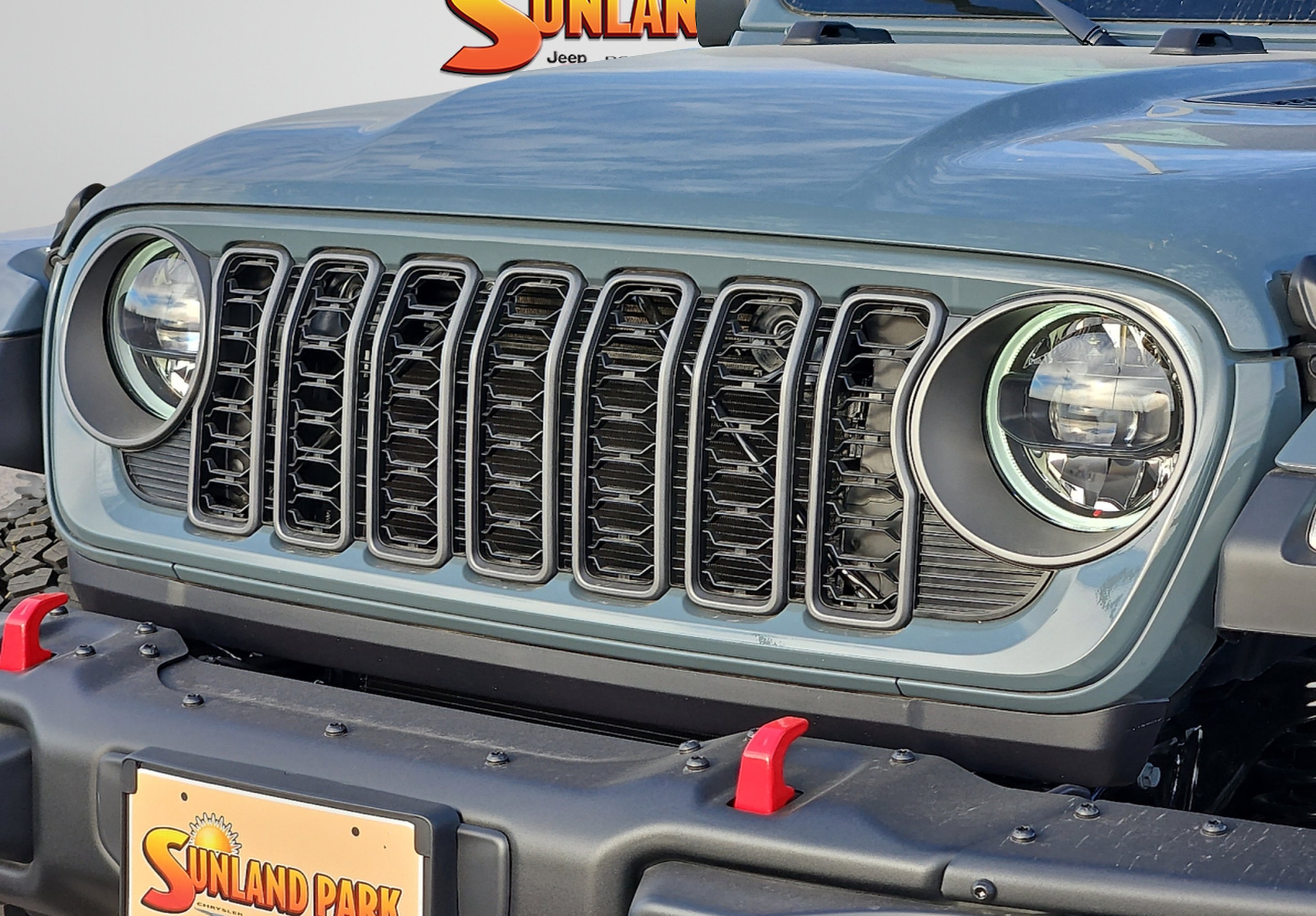 New 2026 Anvil Clear-Coat Exterior Paint Jeep Rubicon image 7